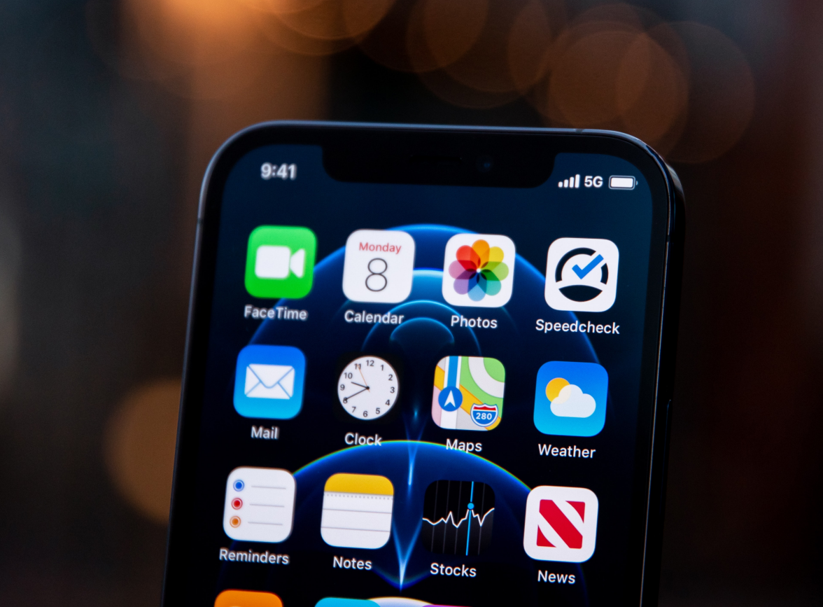 丹凤苹果手机维修分享为什么 iPhone 12 在冬季会自动关机 