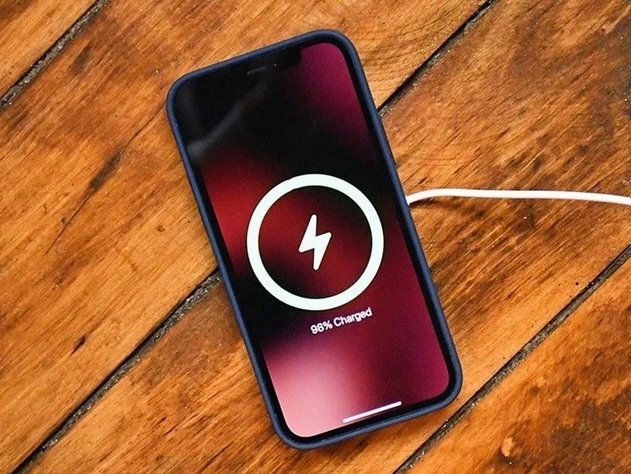 丹凤苹果手机维修分享iPhone 12可以随便充电吗 